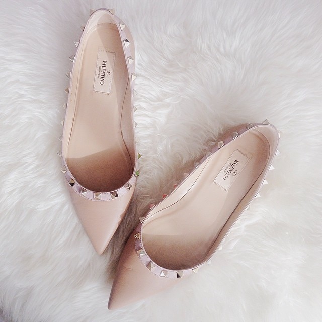 valentino nude flat