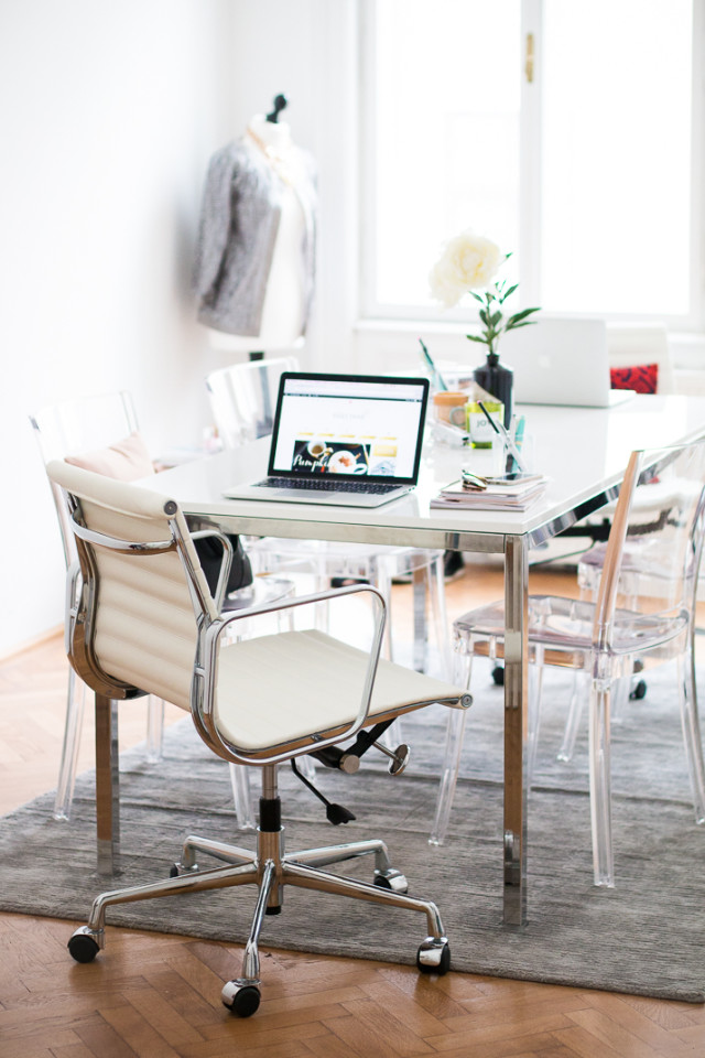 where I work: The Daily Dose office | Love Daily Dose