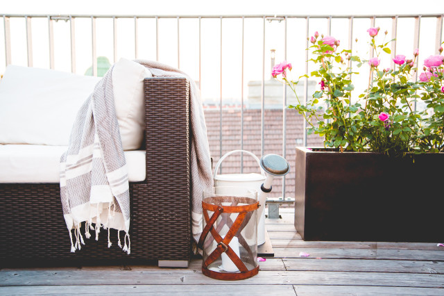 FOR THE HOME: under the sun - rooftop decor | Bikinis & Passports