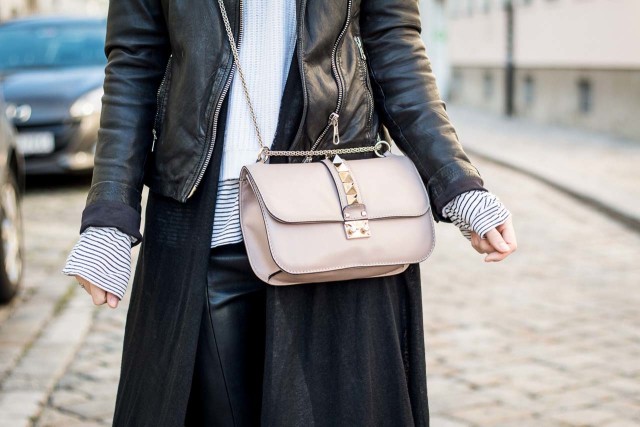 Pink bag street online style