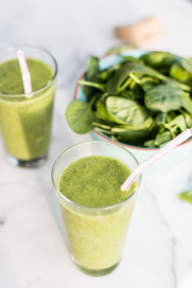 Green Detox Smoothie Recipe | Bikinis & Passports