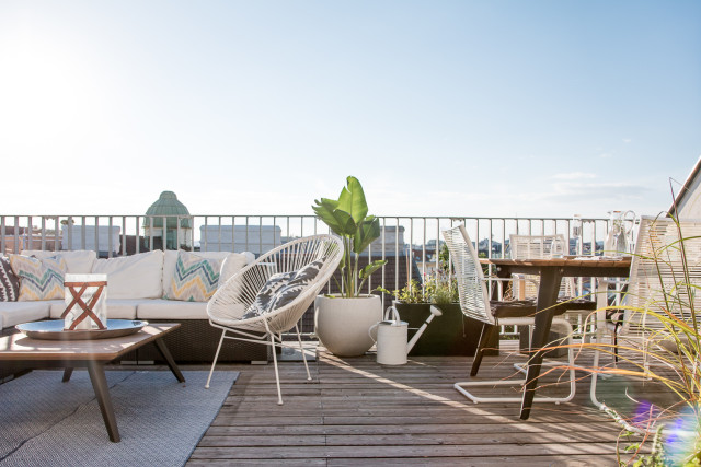 Rooftop Living Room: Our Perfect Outdoor Space For Summer | Bikinis & Passports