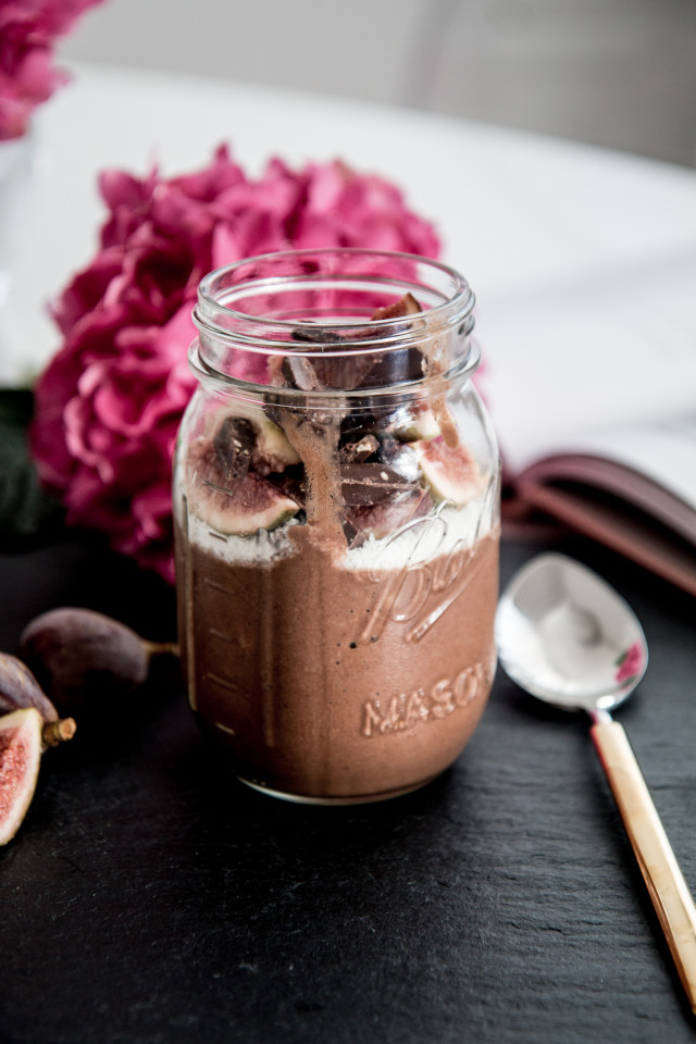 Interspar Veganz Cacao Boost Breakfast Bowl | Bikinis & Passports