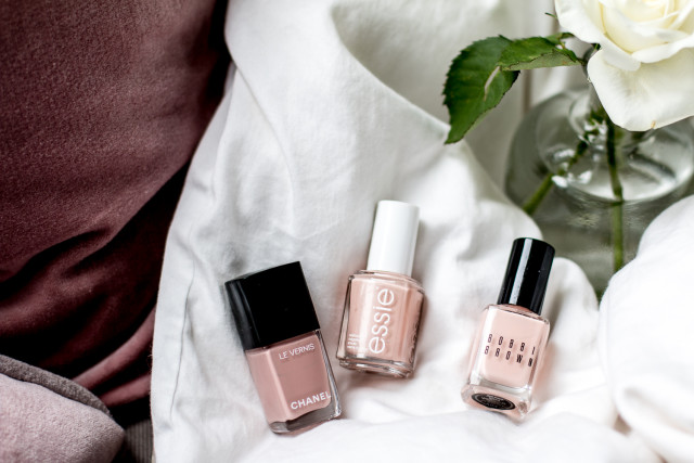 BEAUTY TALK: top 3 Nude Nail Polishes | Bikinis & Passports