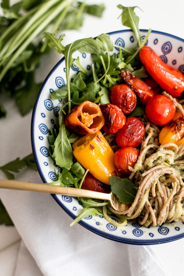 RECIPE: creamy avocado pasta (vegan) | Bikinis & Passports