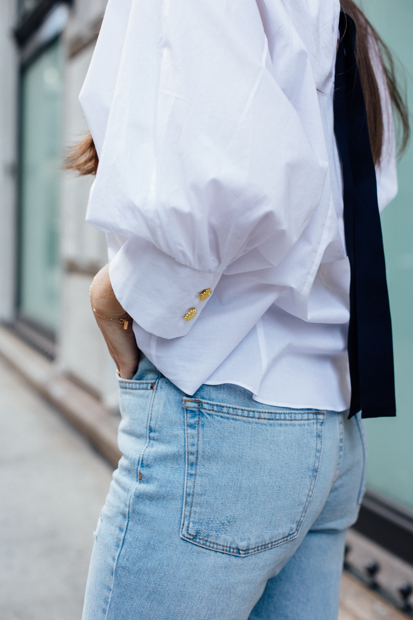OUTFIT: denim jeans + white blouse | Bikinis & Passports