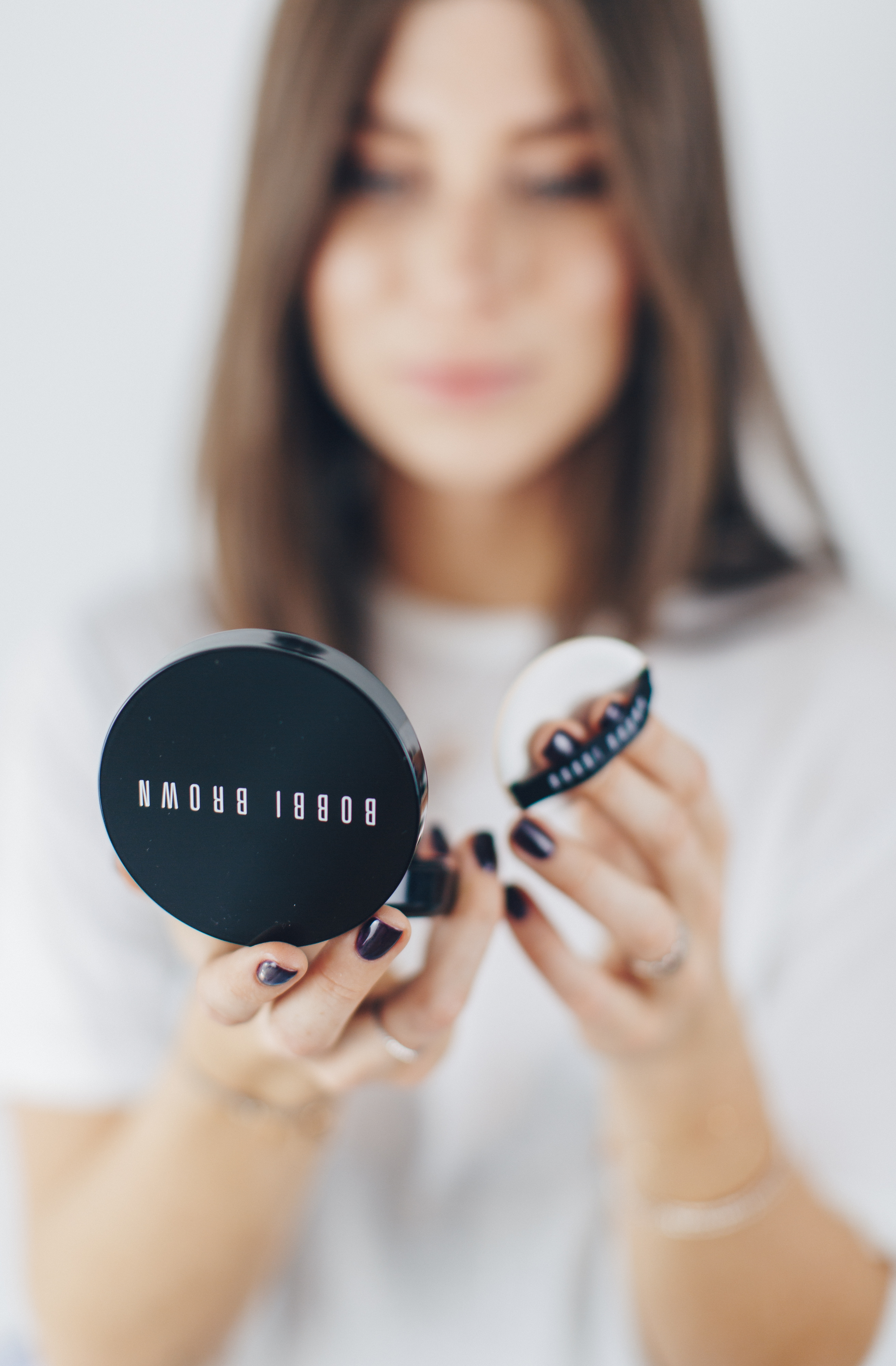 Bobbi Brown Skin Foundation Cushion Compact SPF 35 Review | Bikinis & Passports